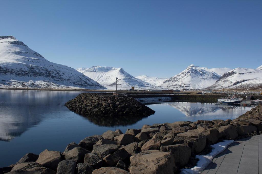 Hotel Austur Reydarfjordur Екстер'єр фото
